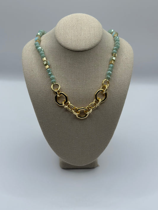 Necklaces Bead & Gold Chain